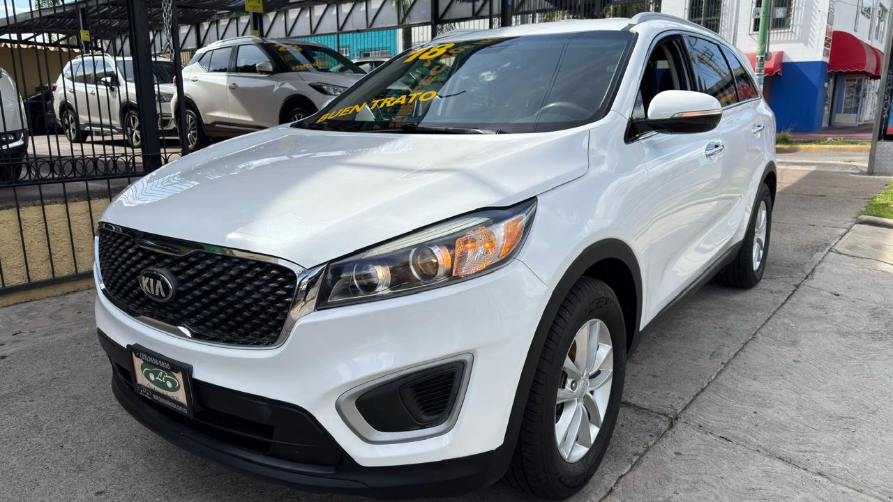 KIA SORENTO LX SUV 7 PASAJEROS TA 2018