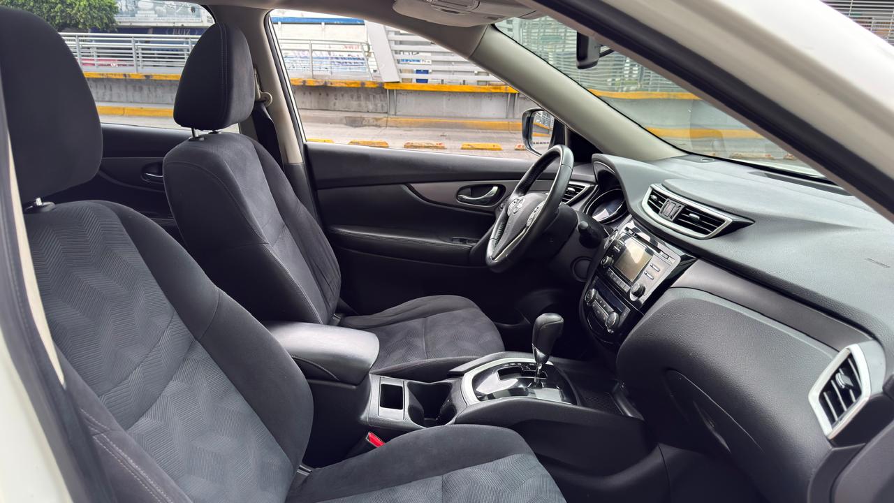 NISSAN XTRAIL ADVANCE 7 PASAJEROS QC TA 2016