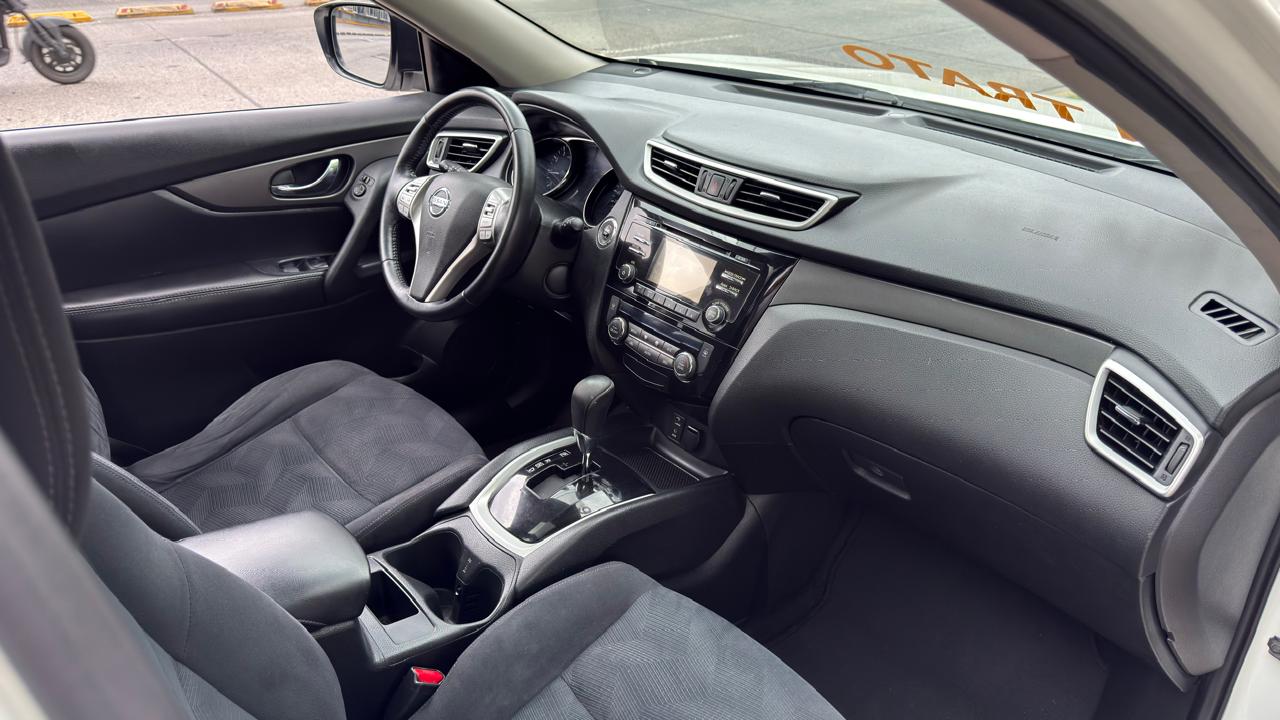 NISSAN XTRAIL ADVANCE 7 PASAJEROS QC TA 2016