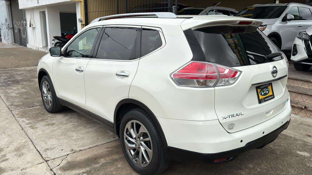 NISSAN XTRAIL ADVANCE 7 PASAJEROS QC TA 2016