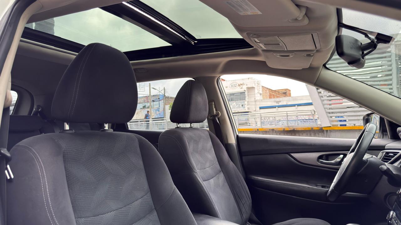 NISSAN XTRAIL ADVANCE 7 PASAJEROS QC TA 2016