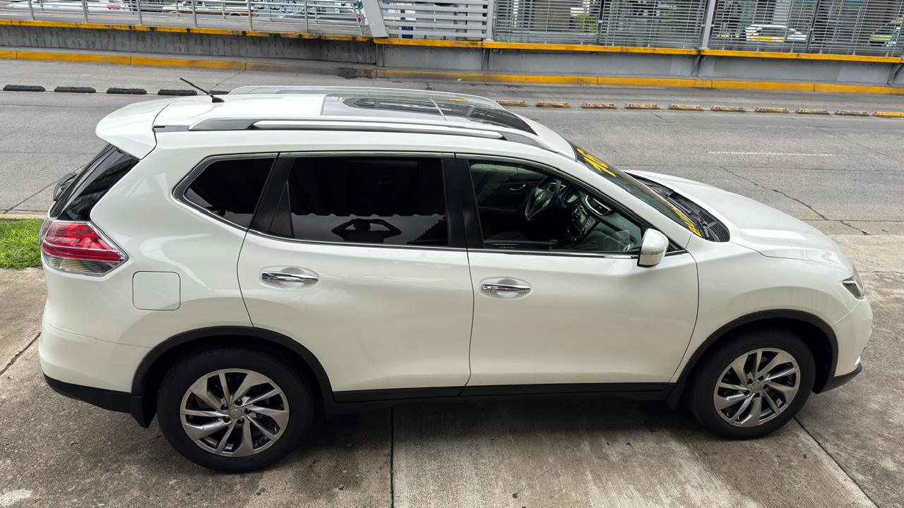 NISSAN XTRAIL ADVANCE 7 PASAJEROS QC TA 2016